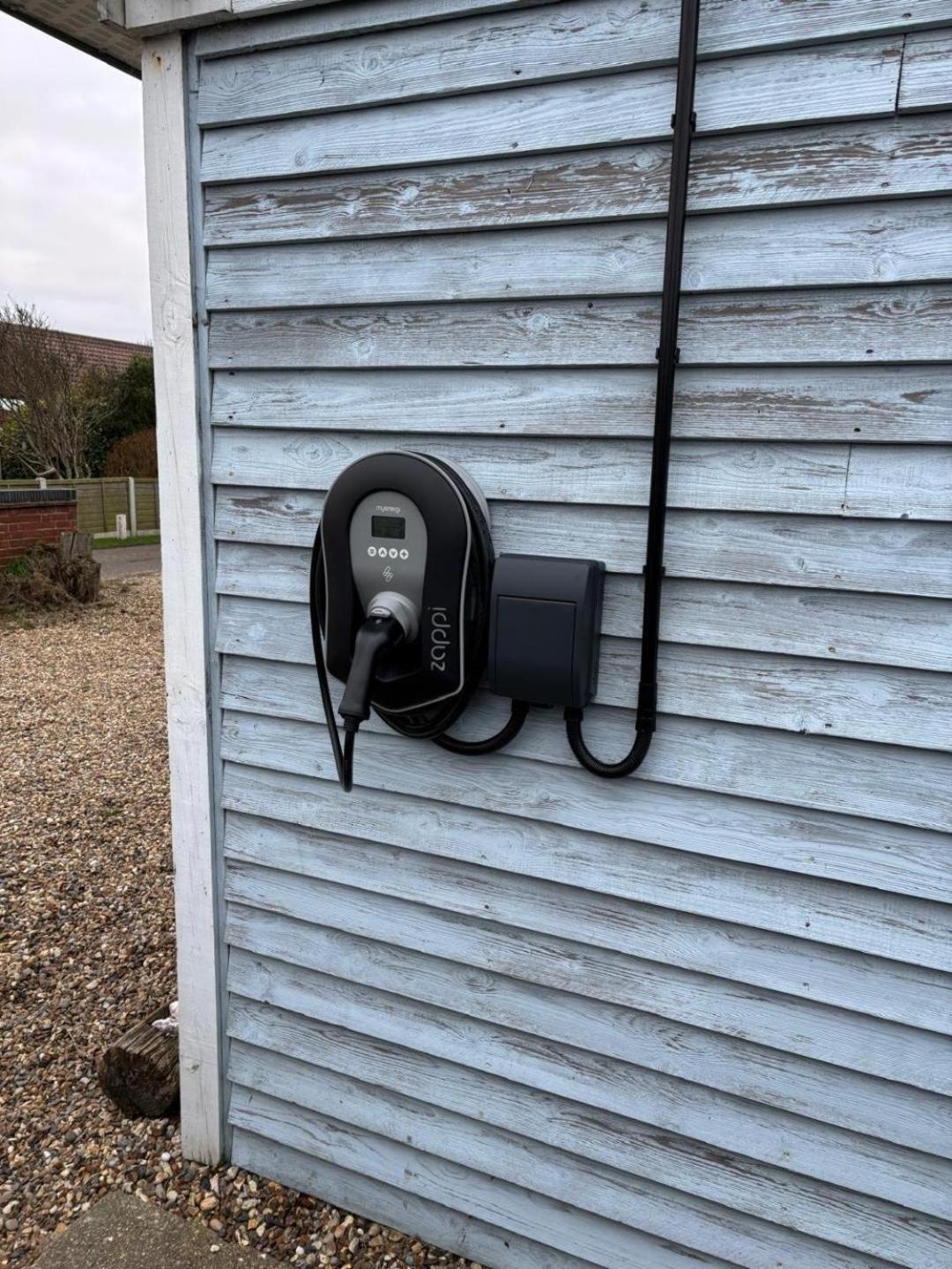 Dog Friendly Cottage 2 Mins To Beach With Hot Tub And Zappi Ev Lessingham Exterior photo